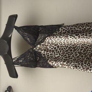 Sexy Elegant Medium Boudoir Collection Baby doll lingerie nwt